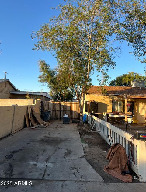 3206 W PIERCE Street Phoenix AZ 85009