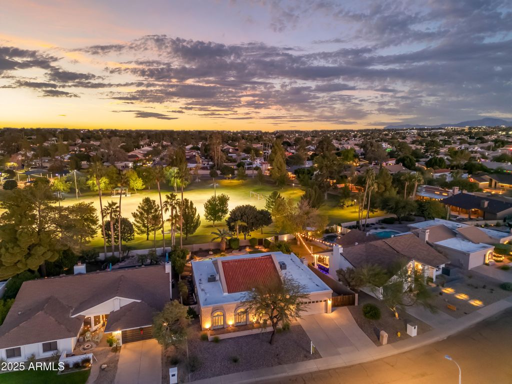 Photo of 9217 S Kachina Drive, Tempe, AZ 85284 (MLS # 6954918)