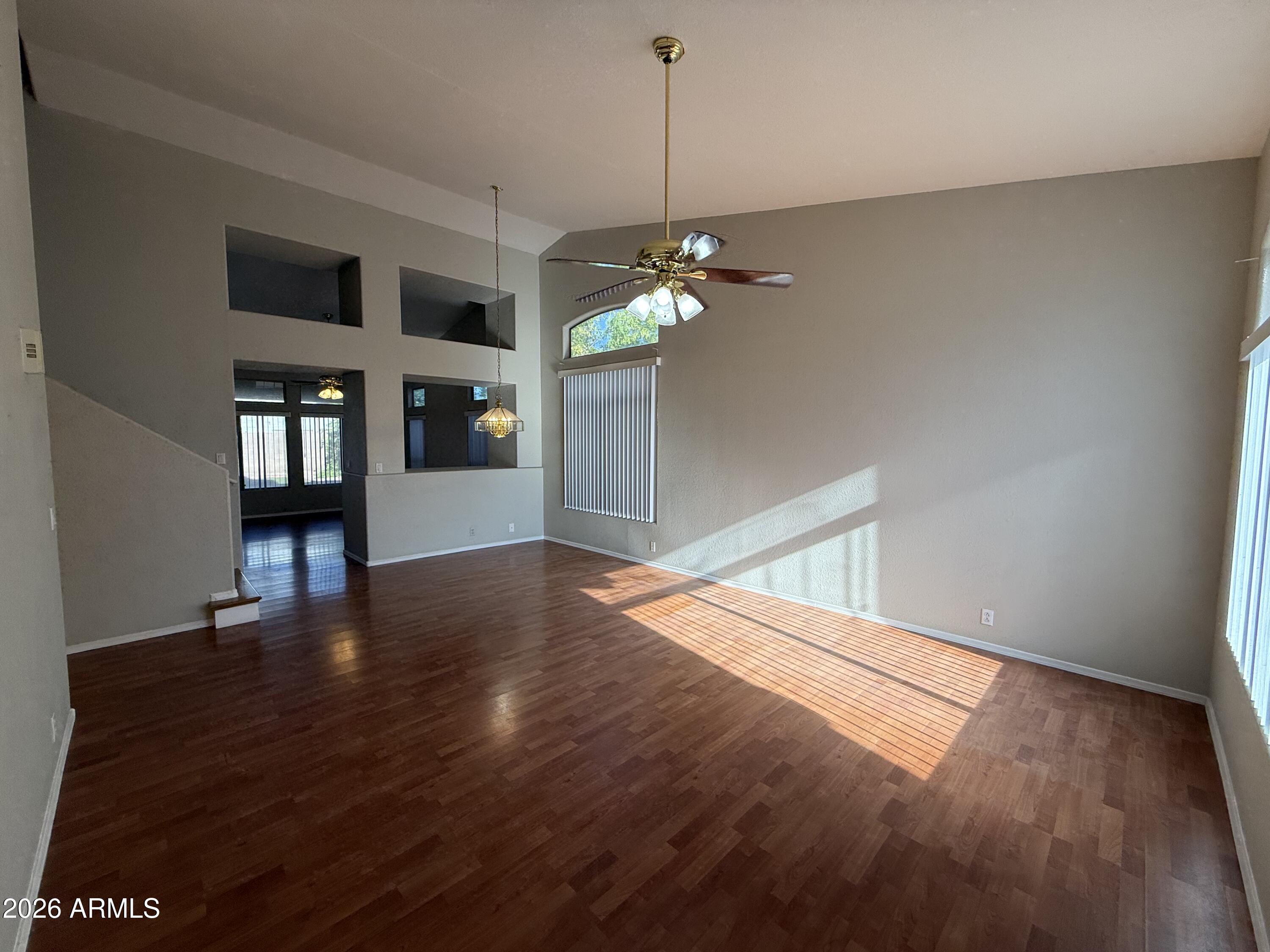 1253 N SPIRE Court