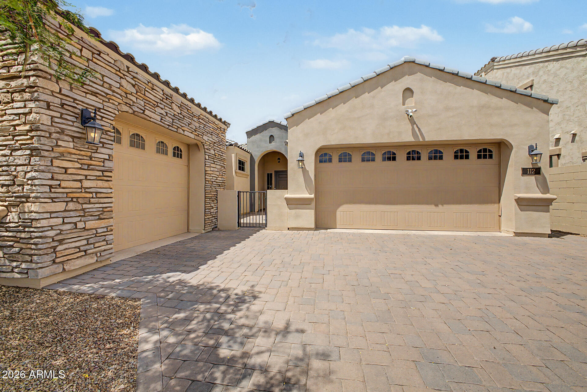 112 E CRESCENT Place