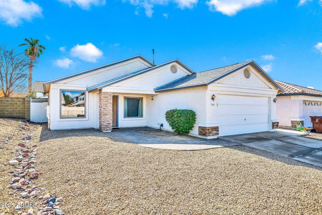 Photo of 11211 W Lawrence Lane, Peoria, AZ 85345 (MLS # 6933945)
