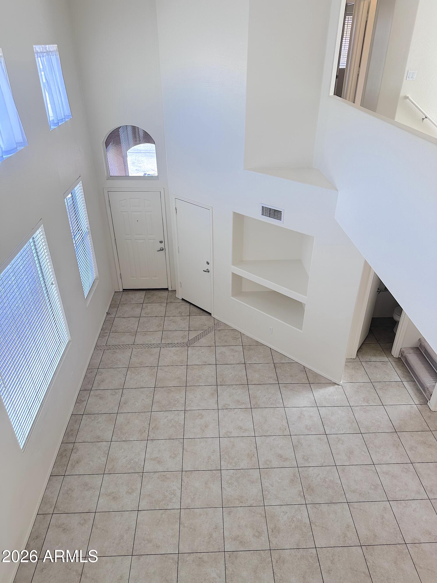 4106 E CHAMBERS Street