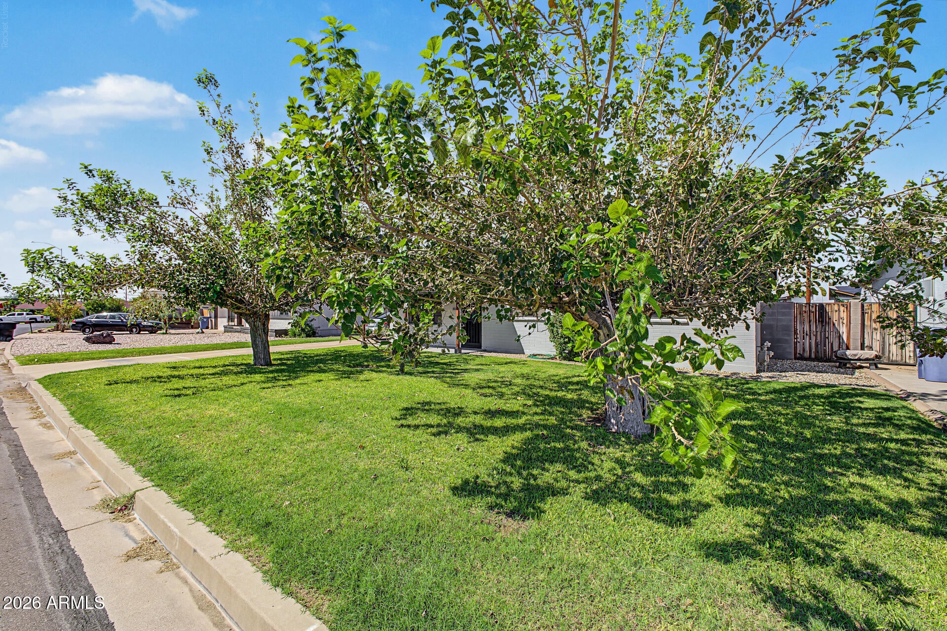 1862 W 5TH Street