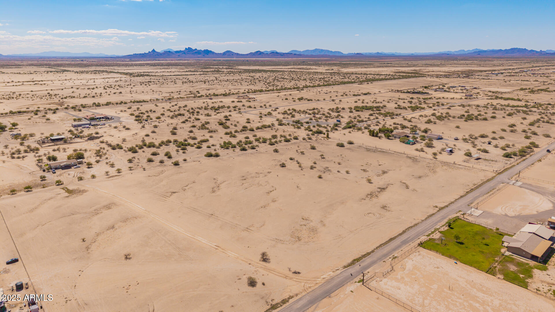 0 W PEPPER TREE Lane 20