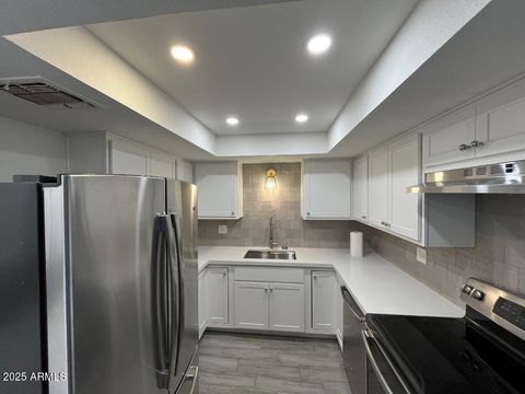 Photo of 5132 N 31st Way #114, Phoenix, AZ 85016 (MLS # 6894058)