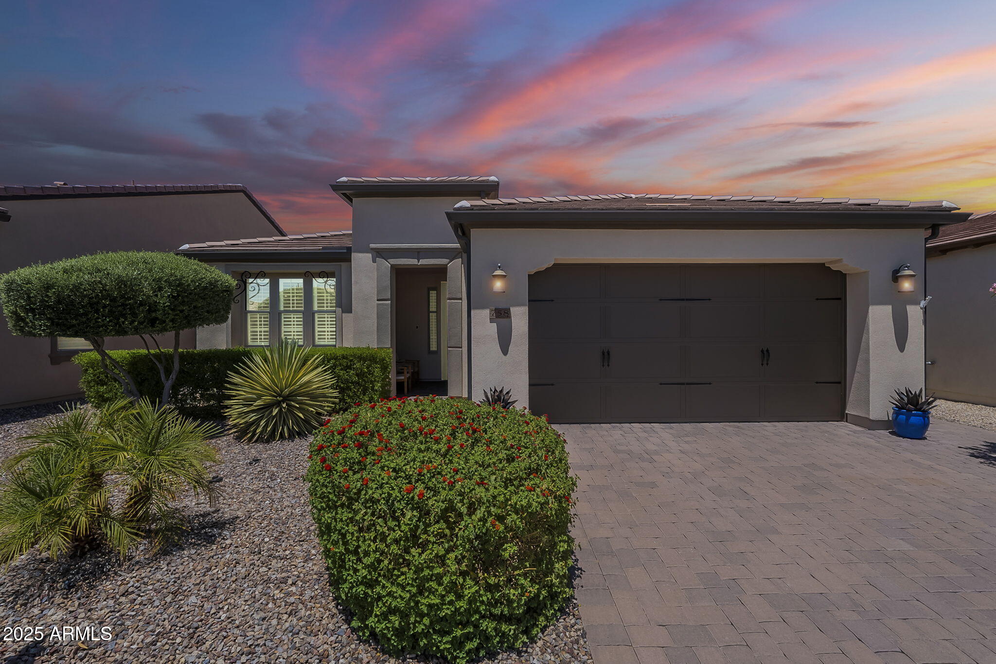 758 E FARMERS Lane