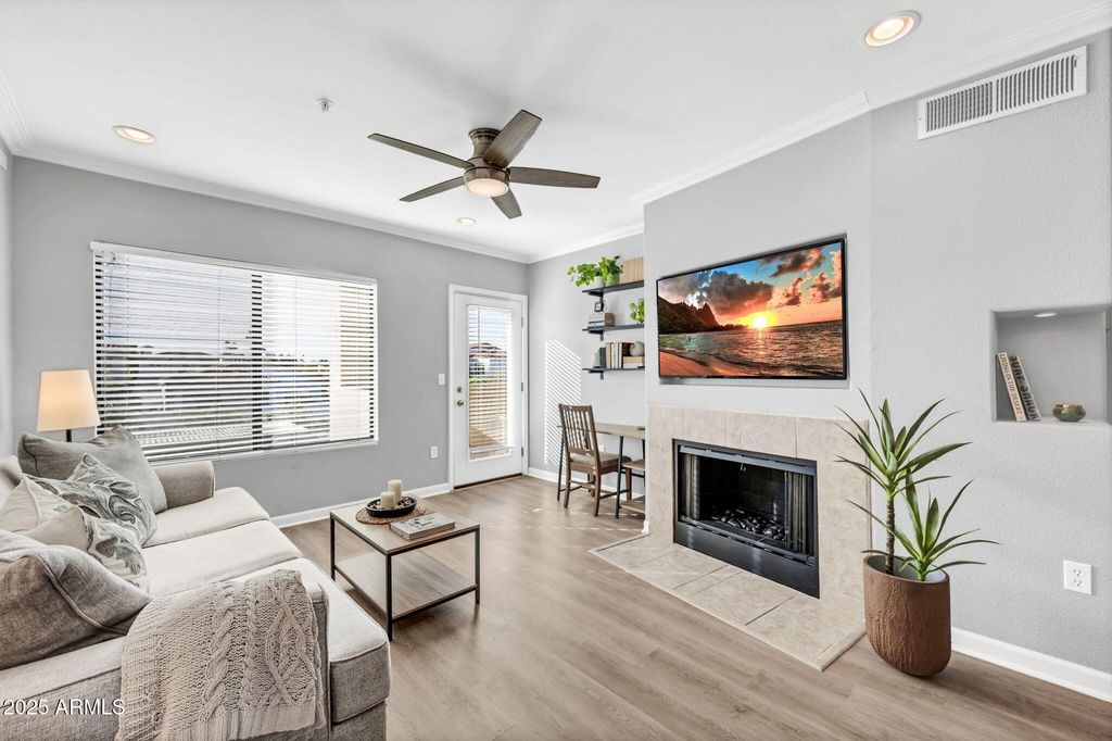 Photo of 7575 E Indian Bend Road #2085, Scottsdale, AZ 85250 (MLS # 6952422)