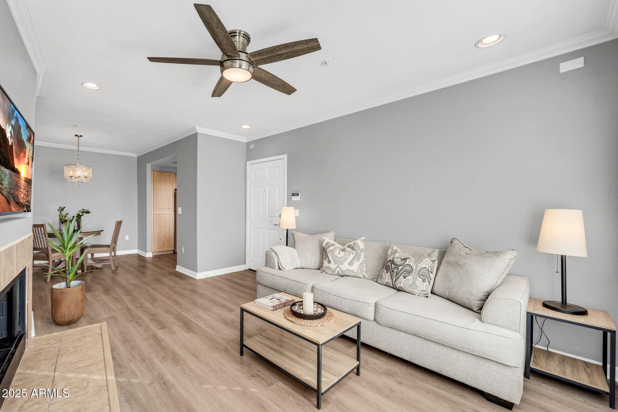 7575 E INDIAN BEND Road 2085