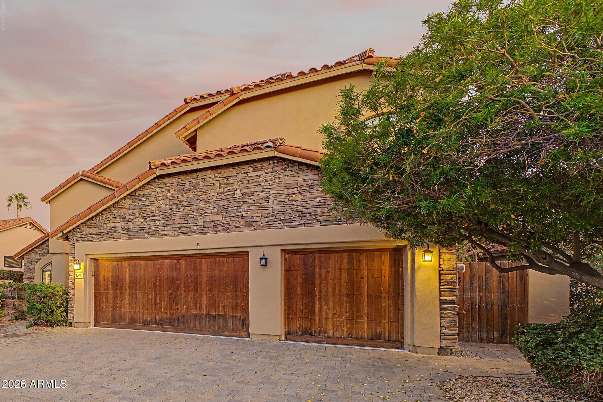 10743 E SAN SALVADOR Drive