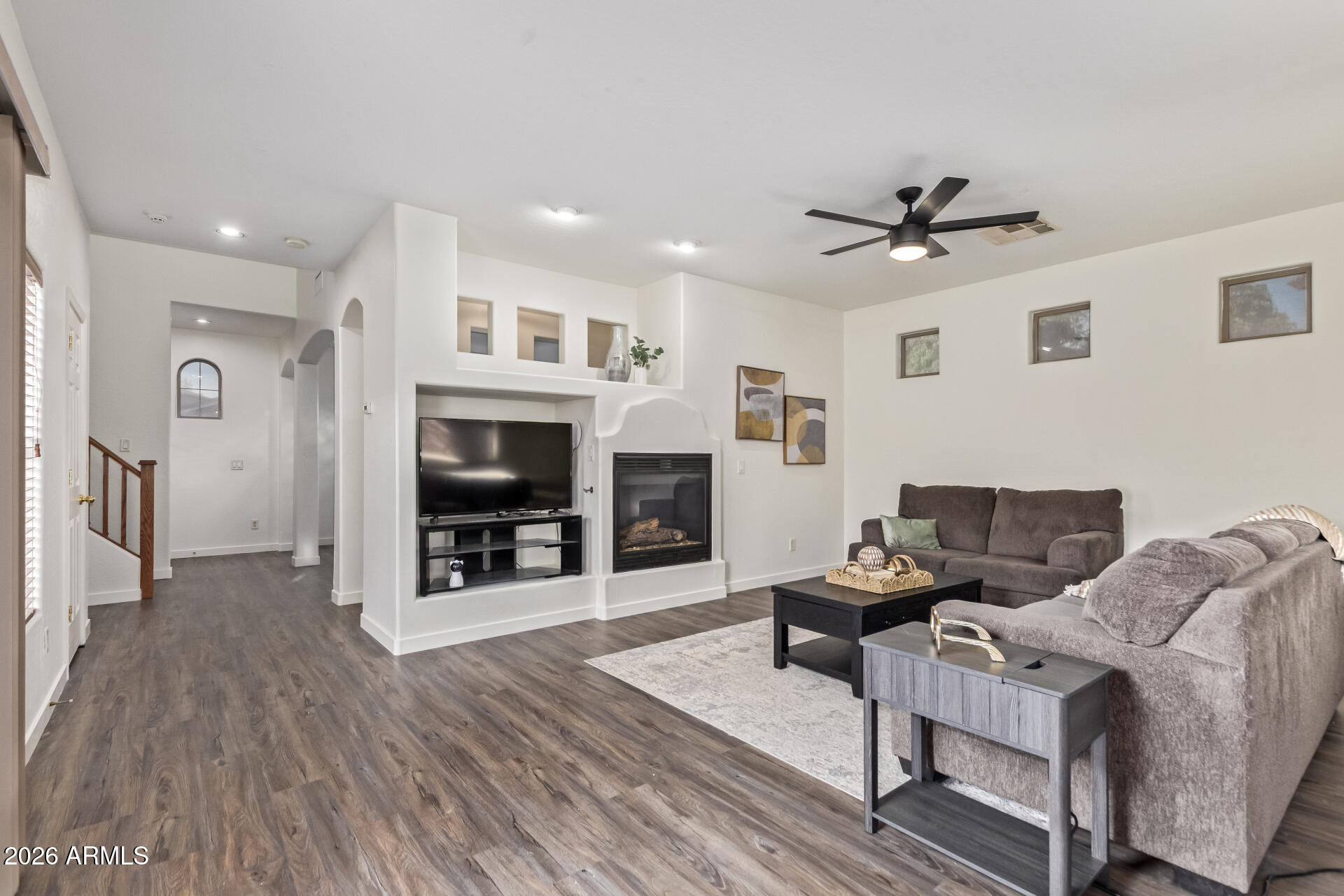 2635 E CHESTER Drive