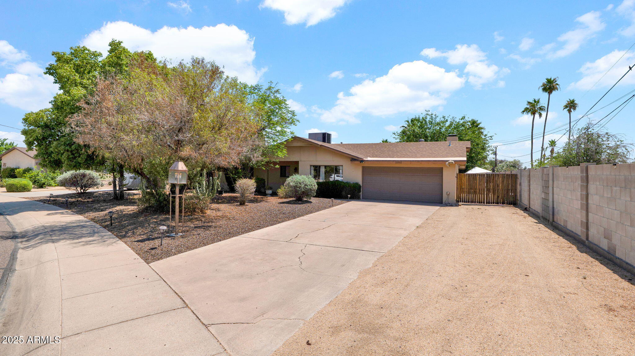 11011 N 39th Street