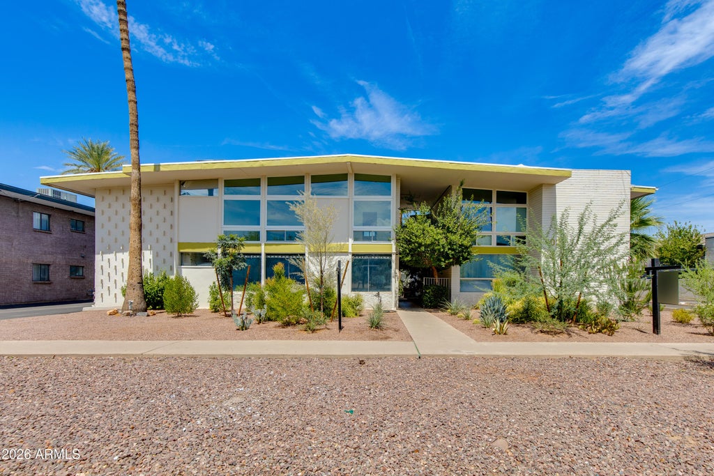 Photo of 102 W Maryland Avenue #C1, Phoenix, AZ 85013 (MLS # 7071969)