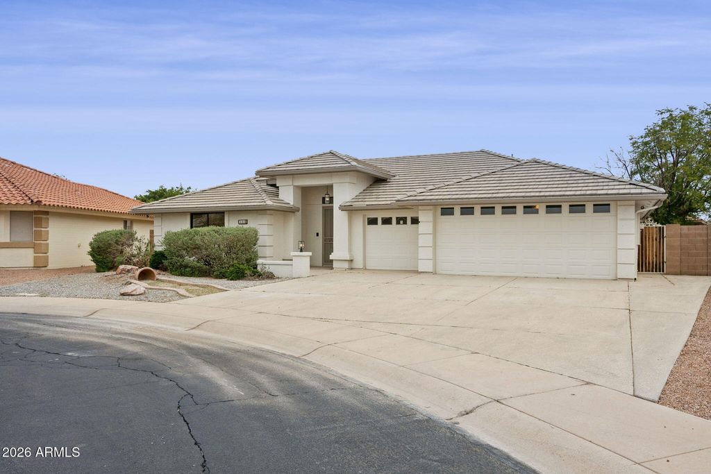 Photo of 2153 S Cherrywood Circle, Mesa, AZ 85209 (MLS # 6997999)