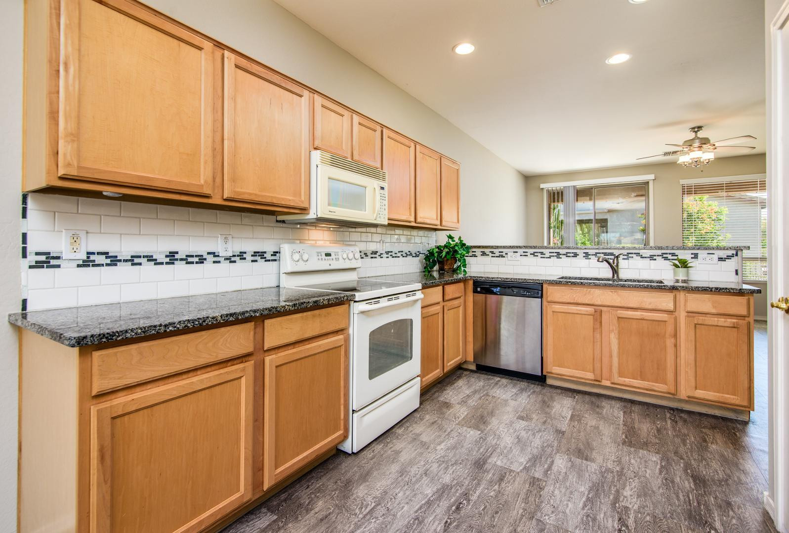 42607 W Constellation Drive