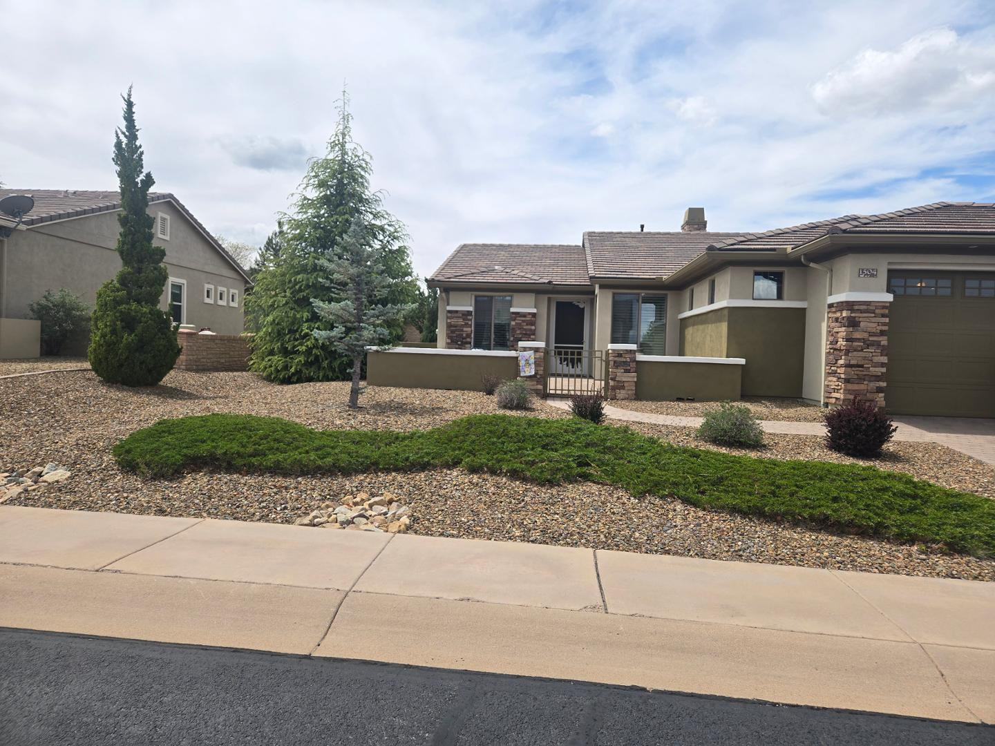 1504 POCONO Place