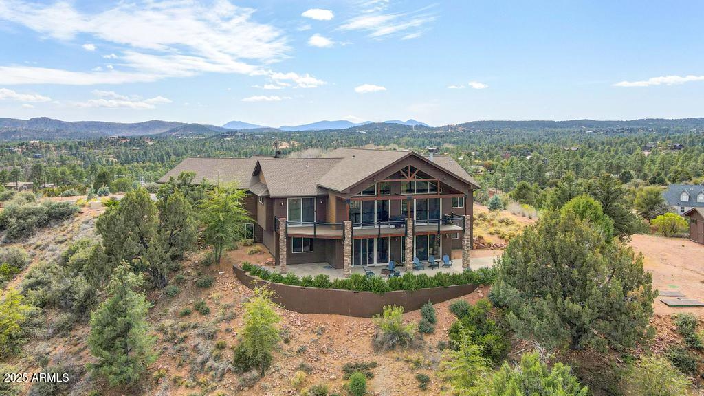 310 W LATIGO Lane