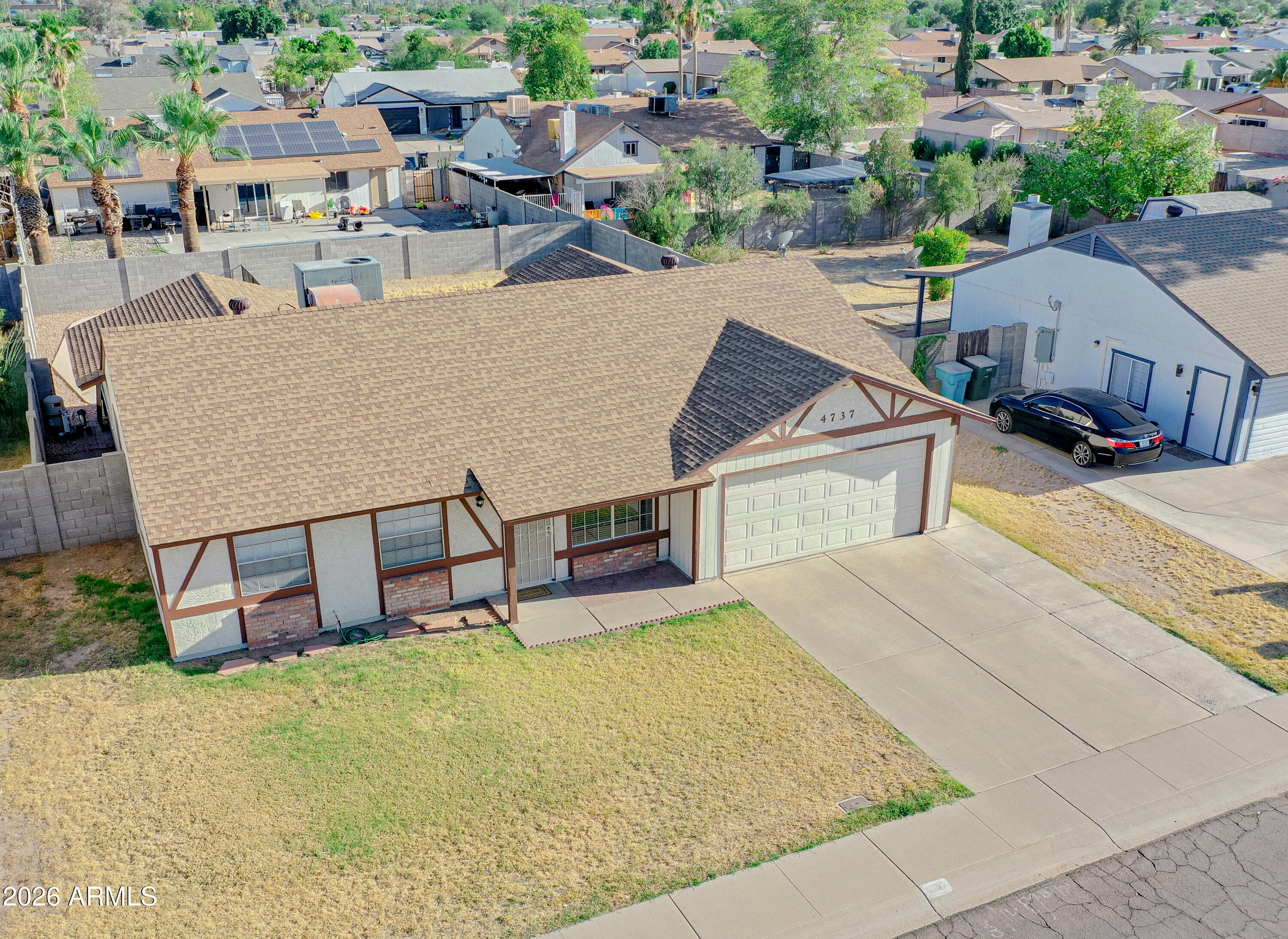 4737 W VILLA THERESA Drive