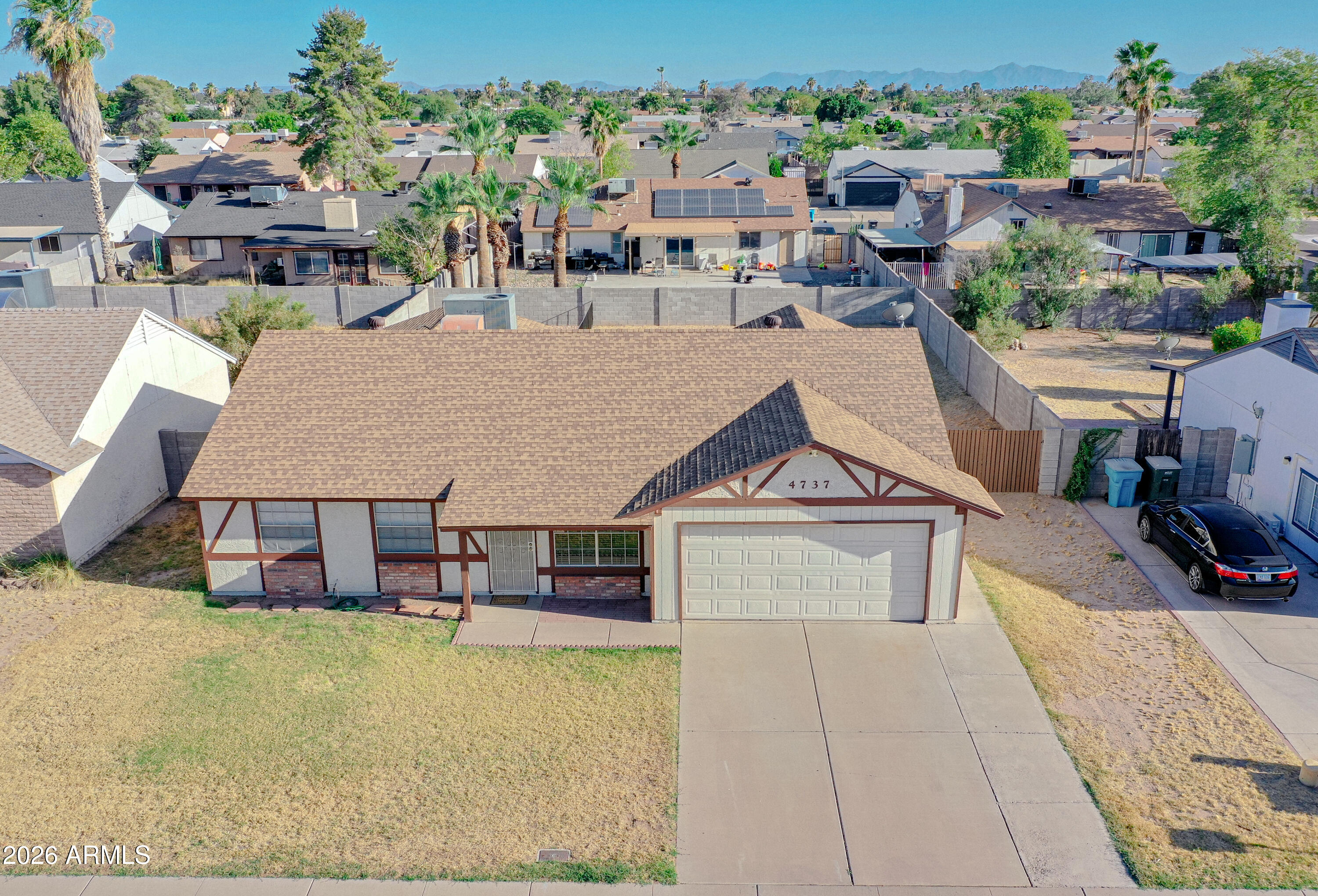 4737 W VILLA THERESA Drive