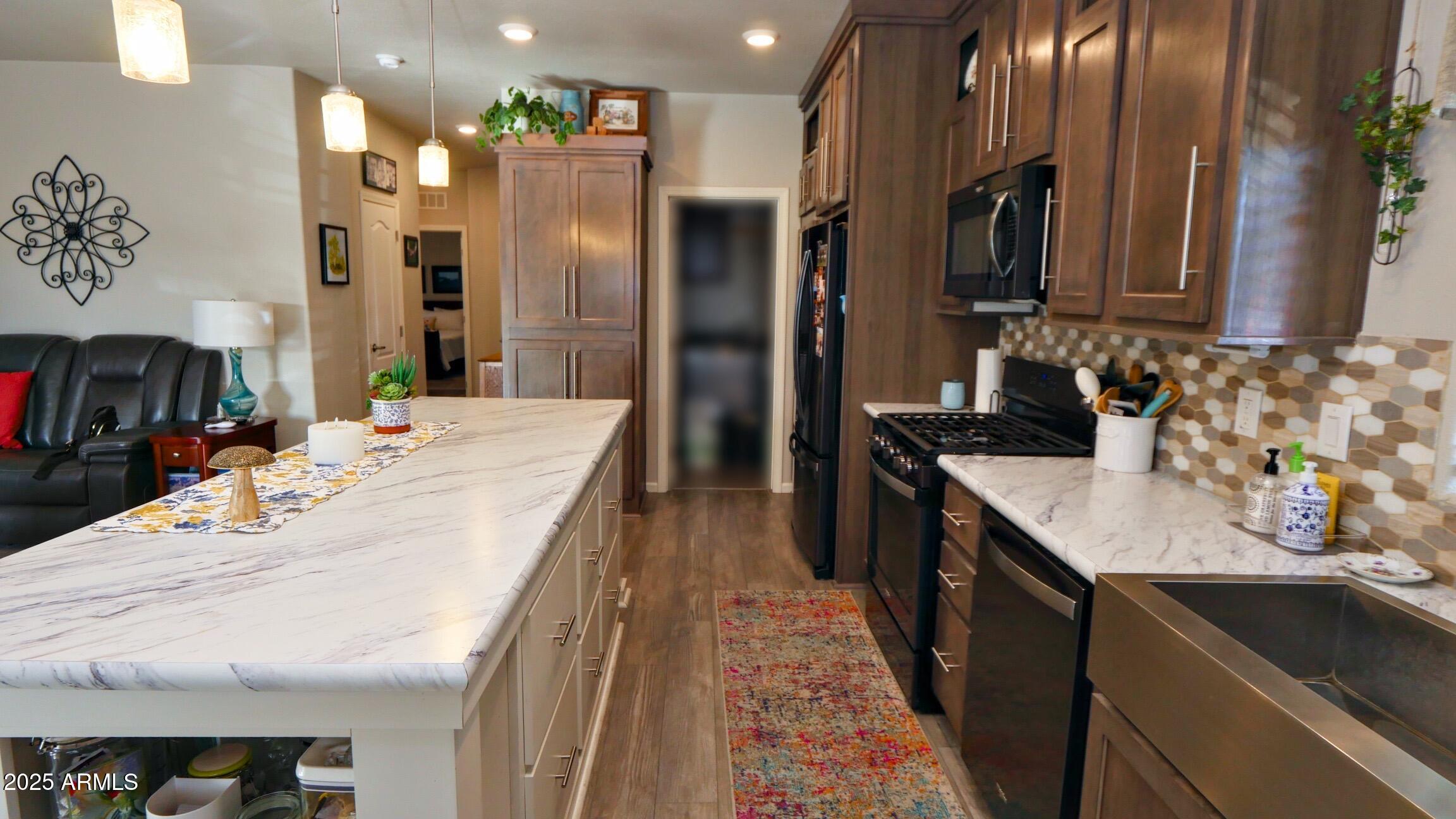 2929 E MAIN Street 116