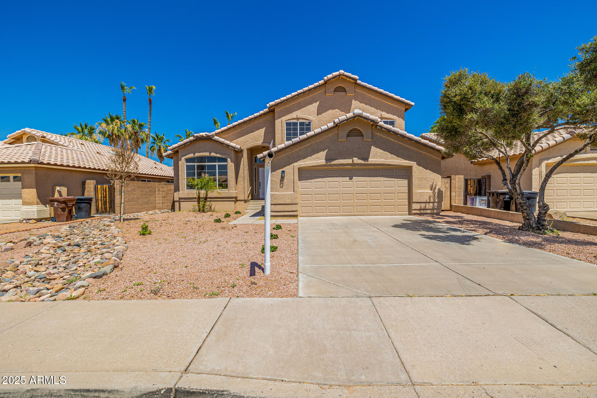 8478 W GROVERS Avenue