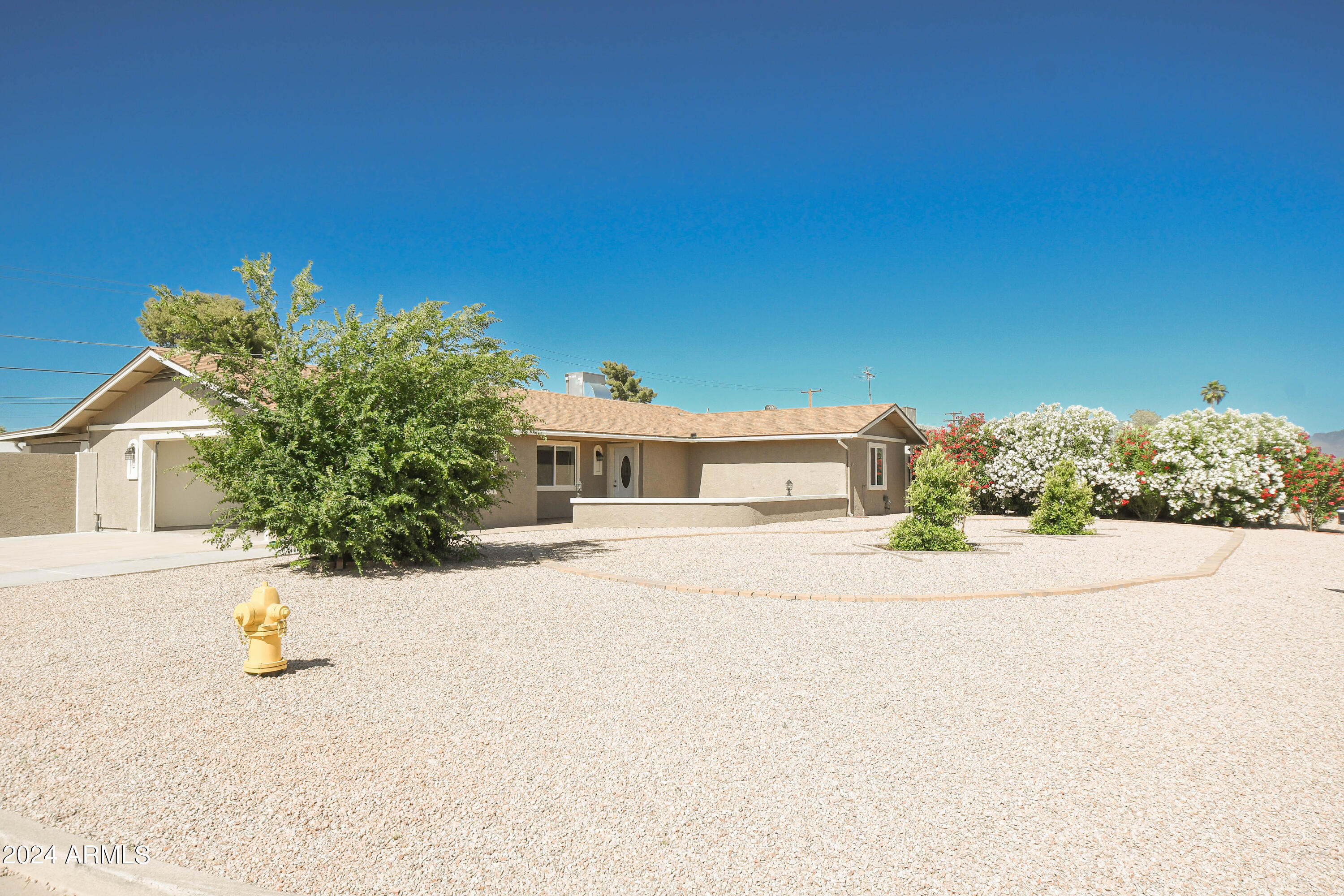 8702 E BOISE Street