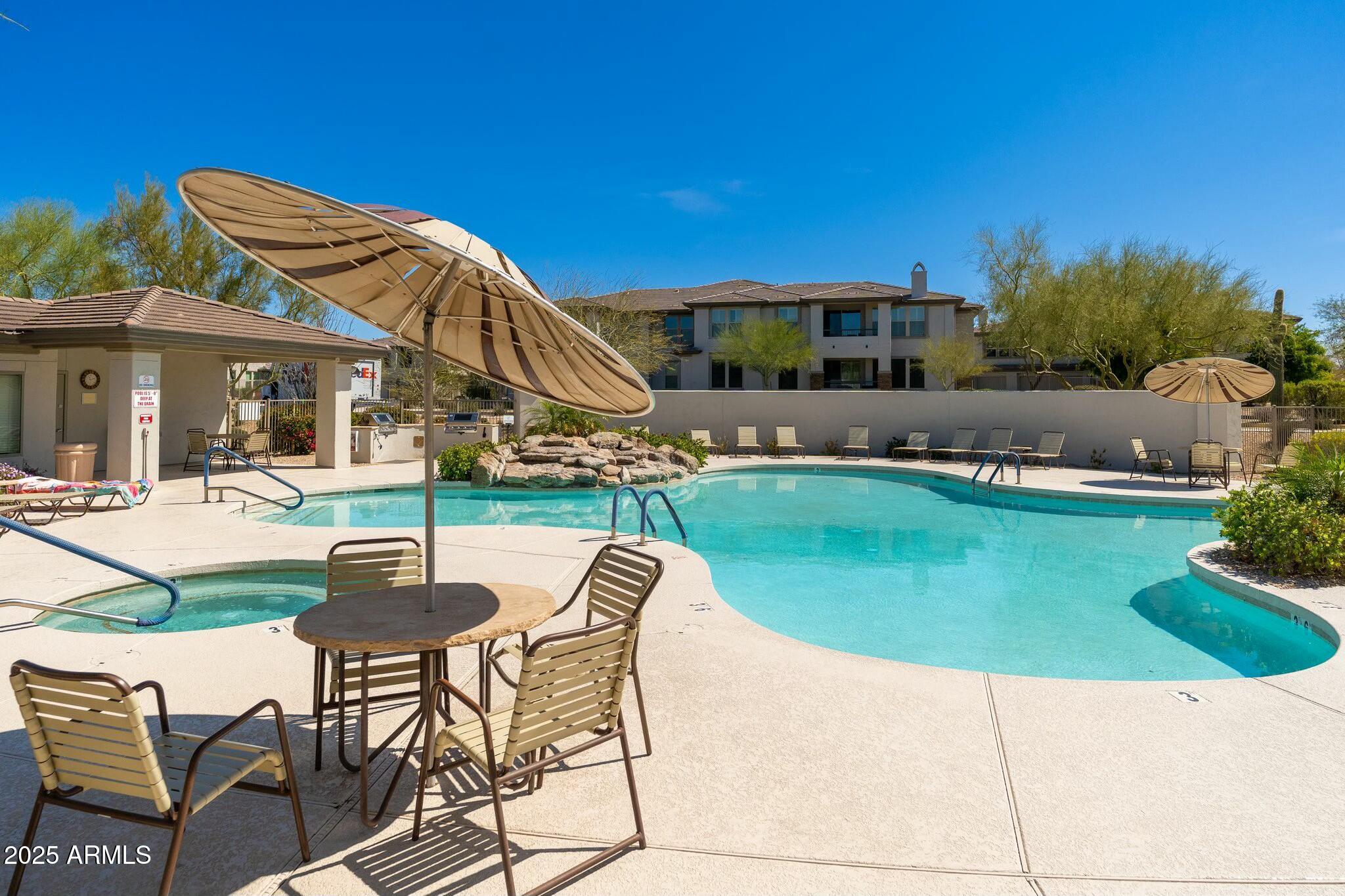 33550 N DOVE LAKES Drive 1041