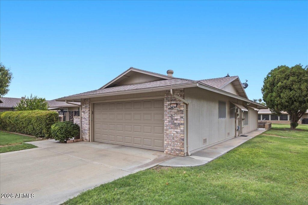 Photo of 19021 N Signal Butte Circle, Sun City, AZ 85373 (MLS # 7076040)