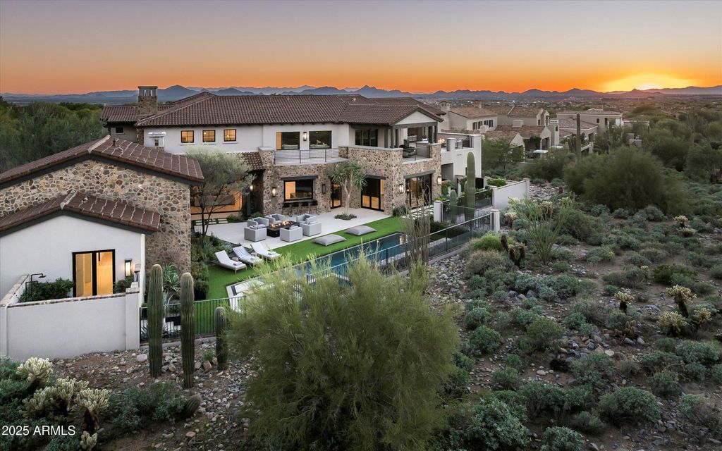 Photo of 10338 E Mountain Spring Road, Scottsdale, AZ 85255 (MLS # 6946901)