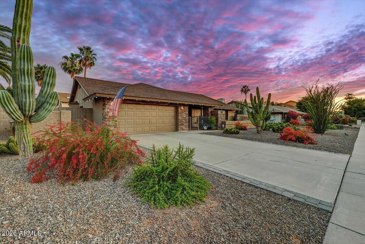 5017 E LE MARCHE Avenue
