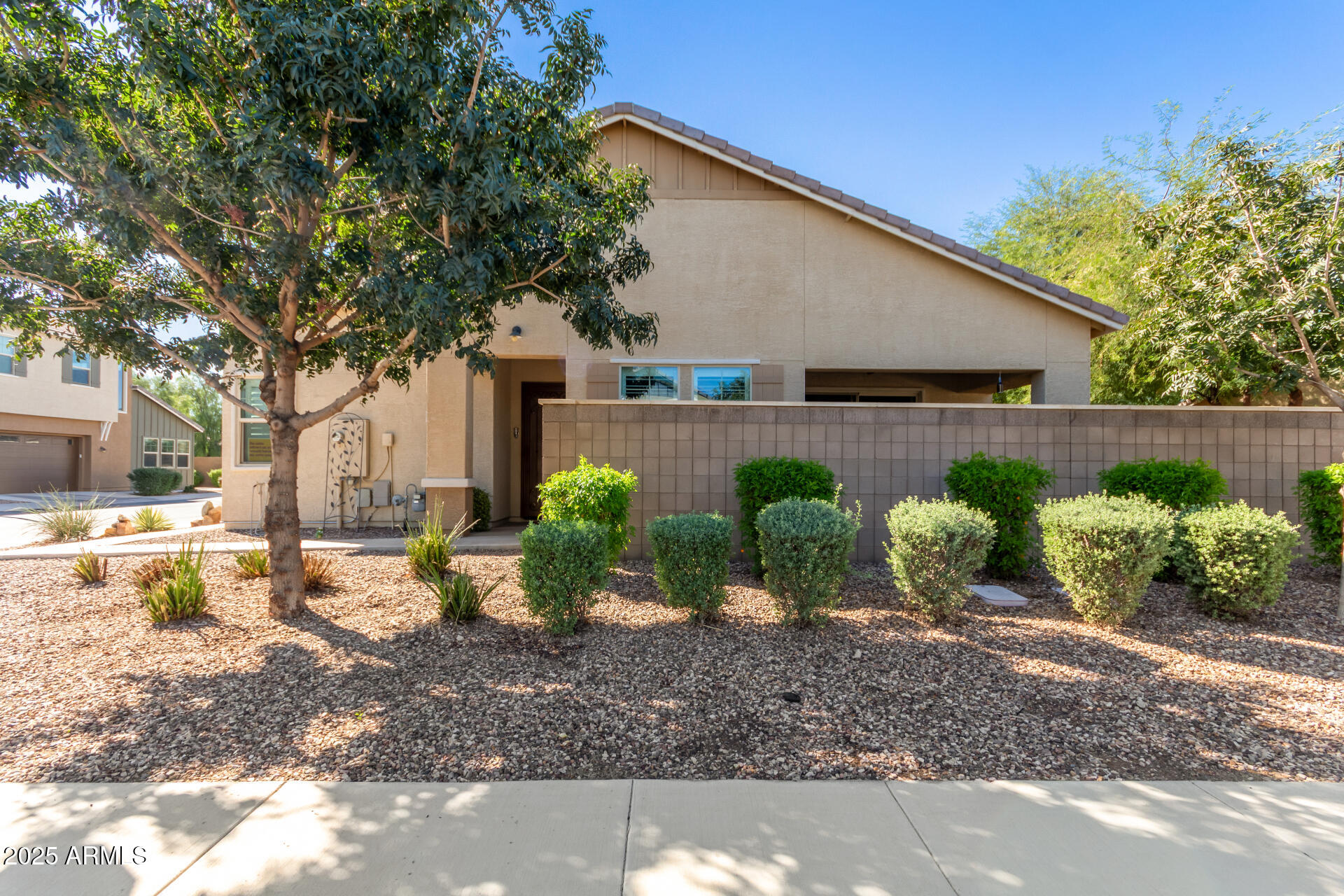 1880 E LANTANA Drive