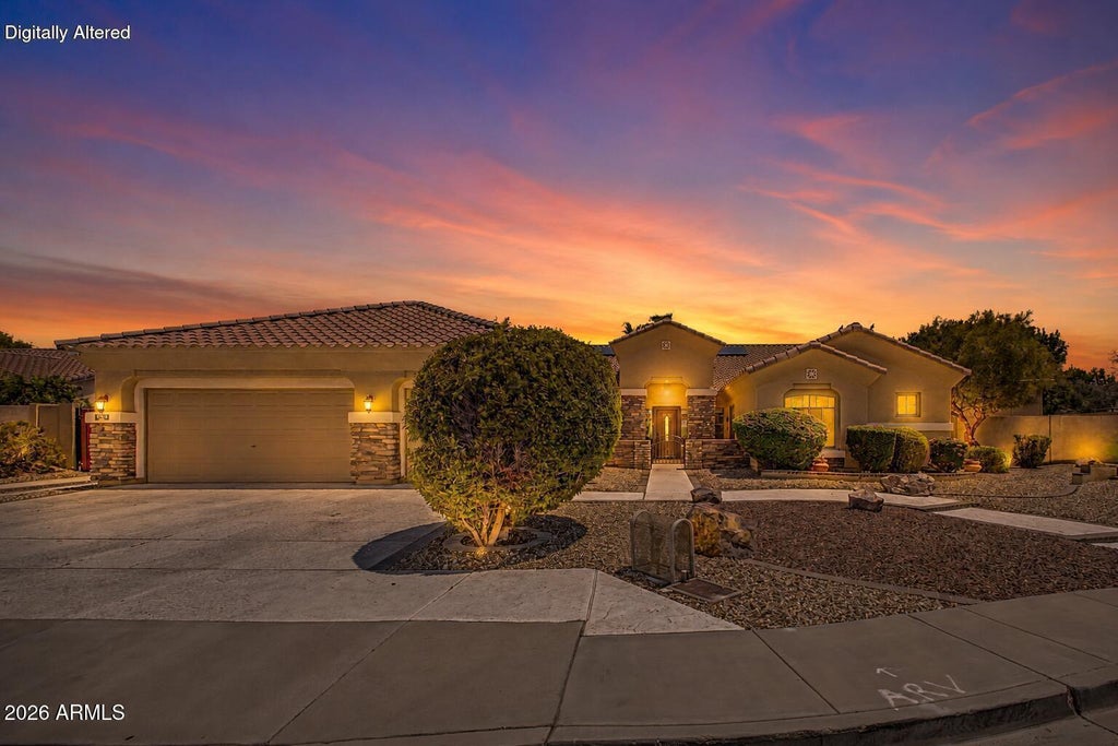Photo of 5513 N 131st Drive, Litchfield Park, AZ 85340 (MLS # 7053402)