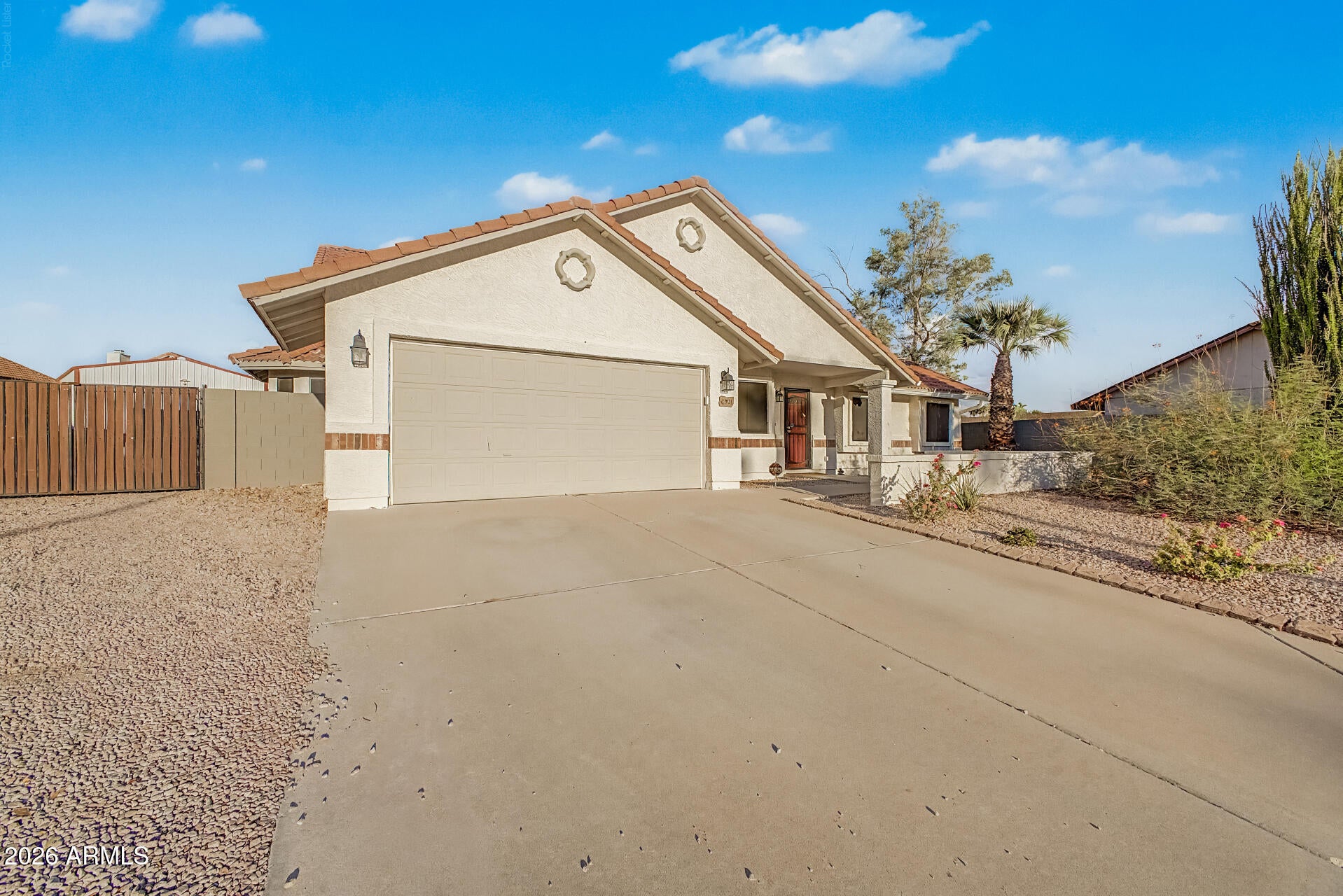 921 N SANDAL Circle