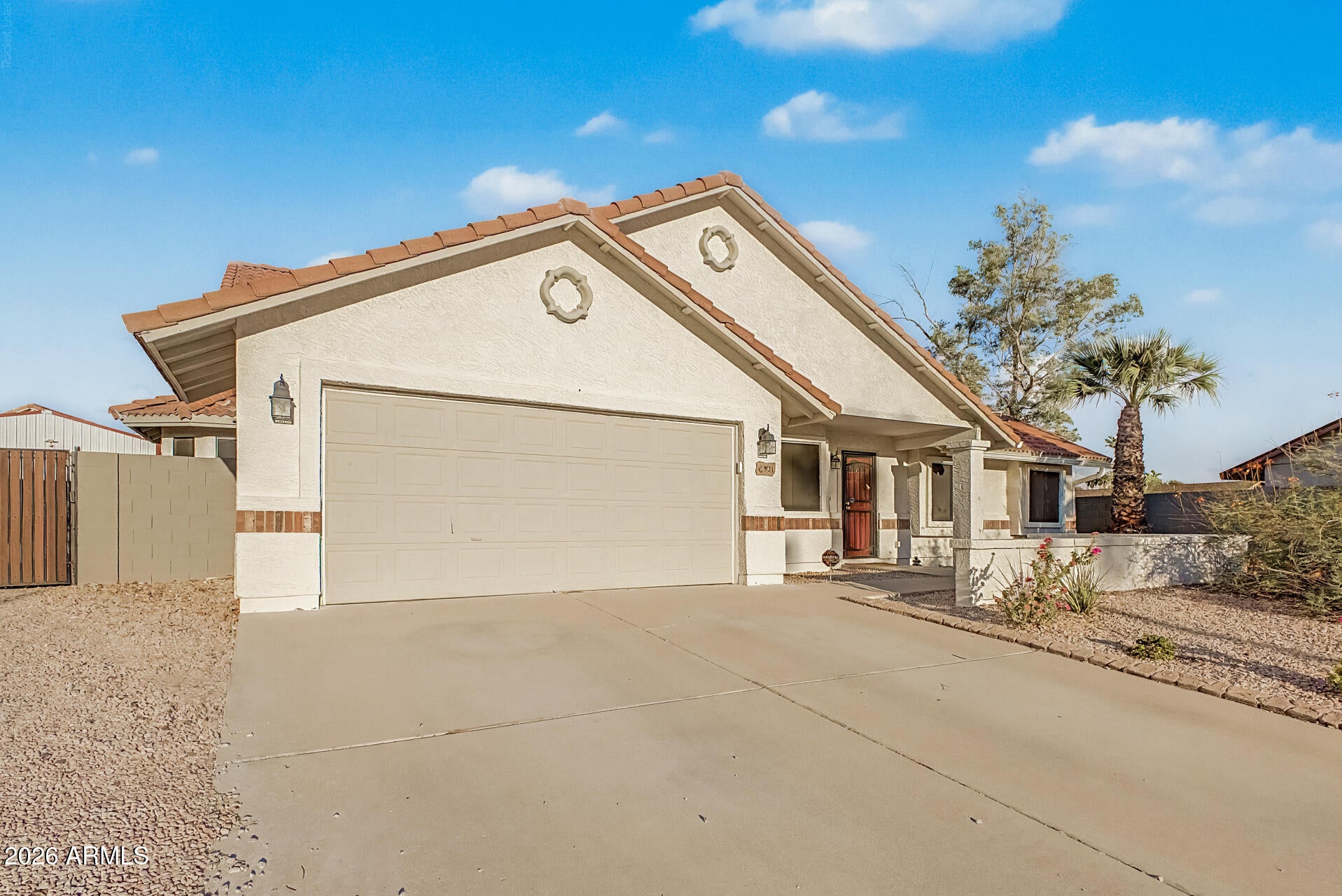 921 N SANDAL Circle