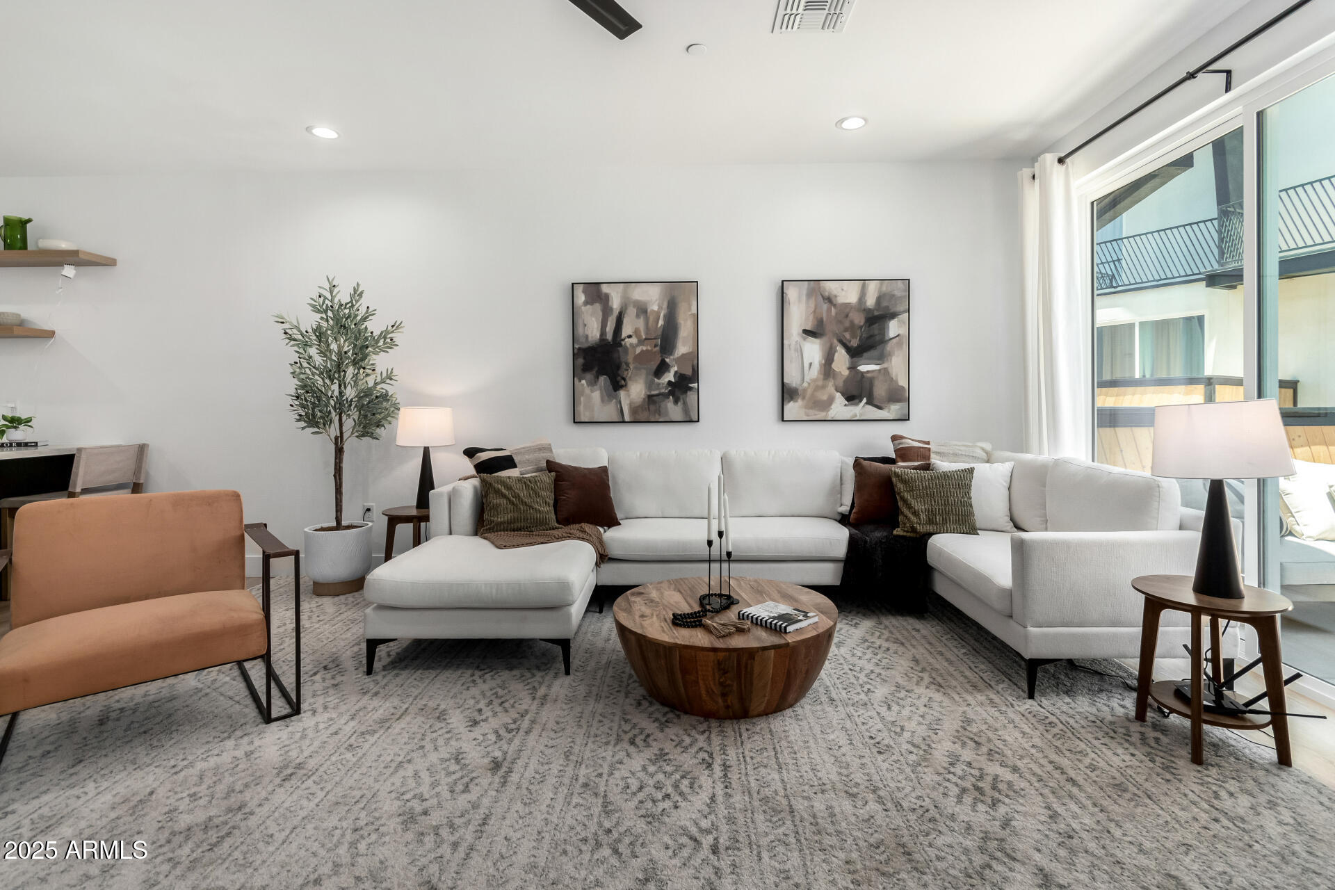 3426 E UNIVERSITY Drive 132