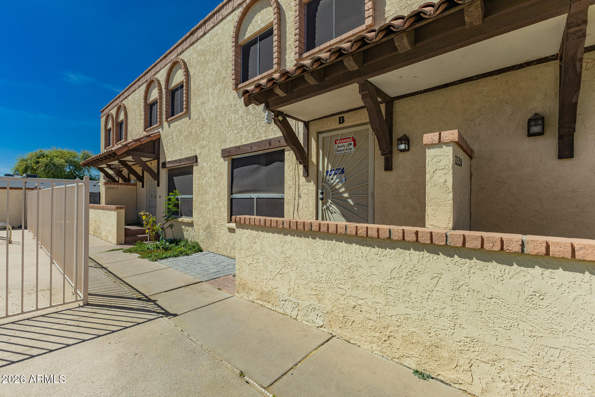 2221 W TURNEY Avenue B