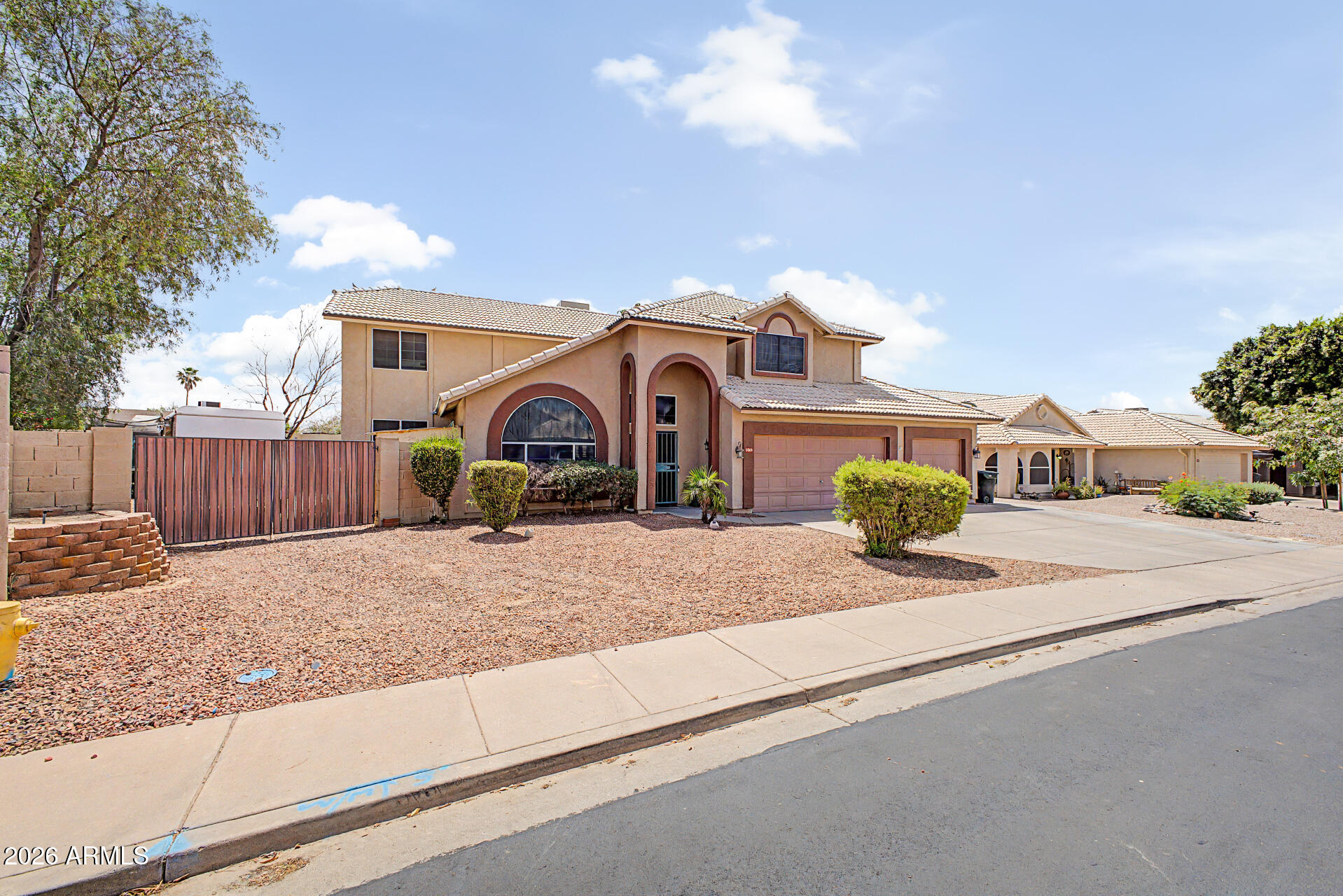 1465 N AVOCA --