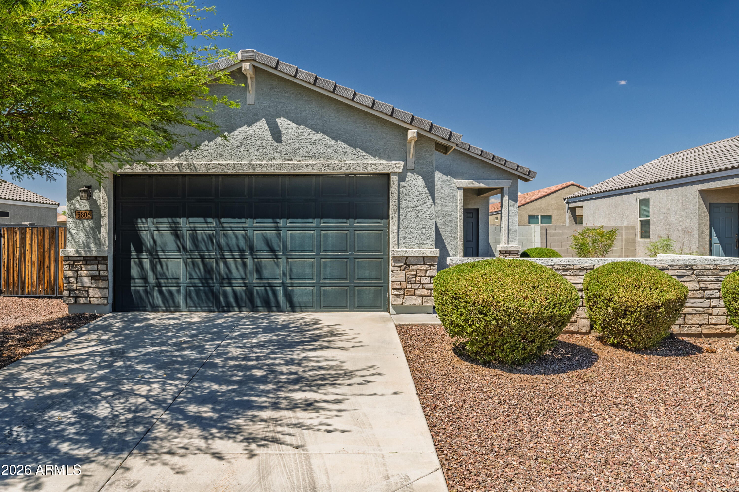 3806 E ARCHER Drive