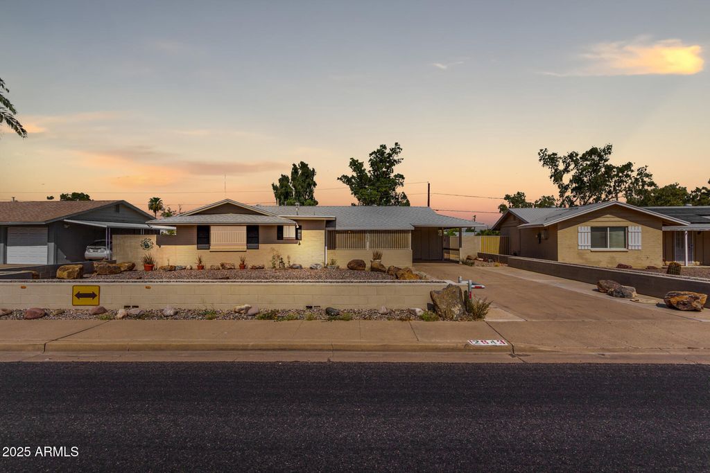 Photo of 12643 N 111th Avenue, Sun City, AZ 85351 (MLS # 6888167)
