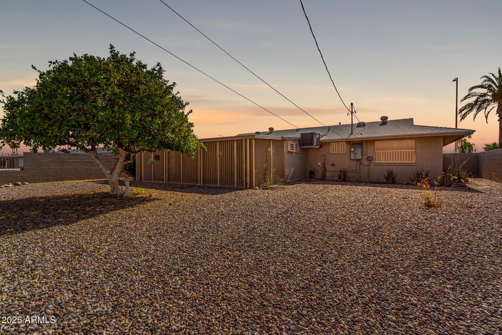 Photo of 12643 N 111th Avenue, Sun City, AZ 85351 (MLS # 6888167)