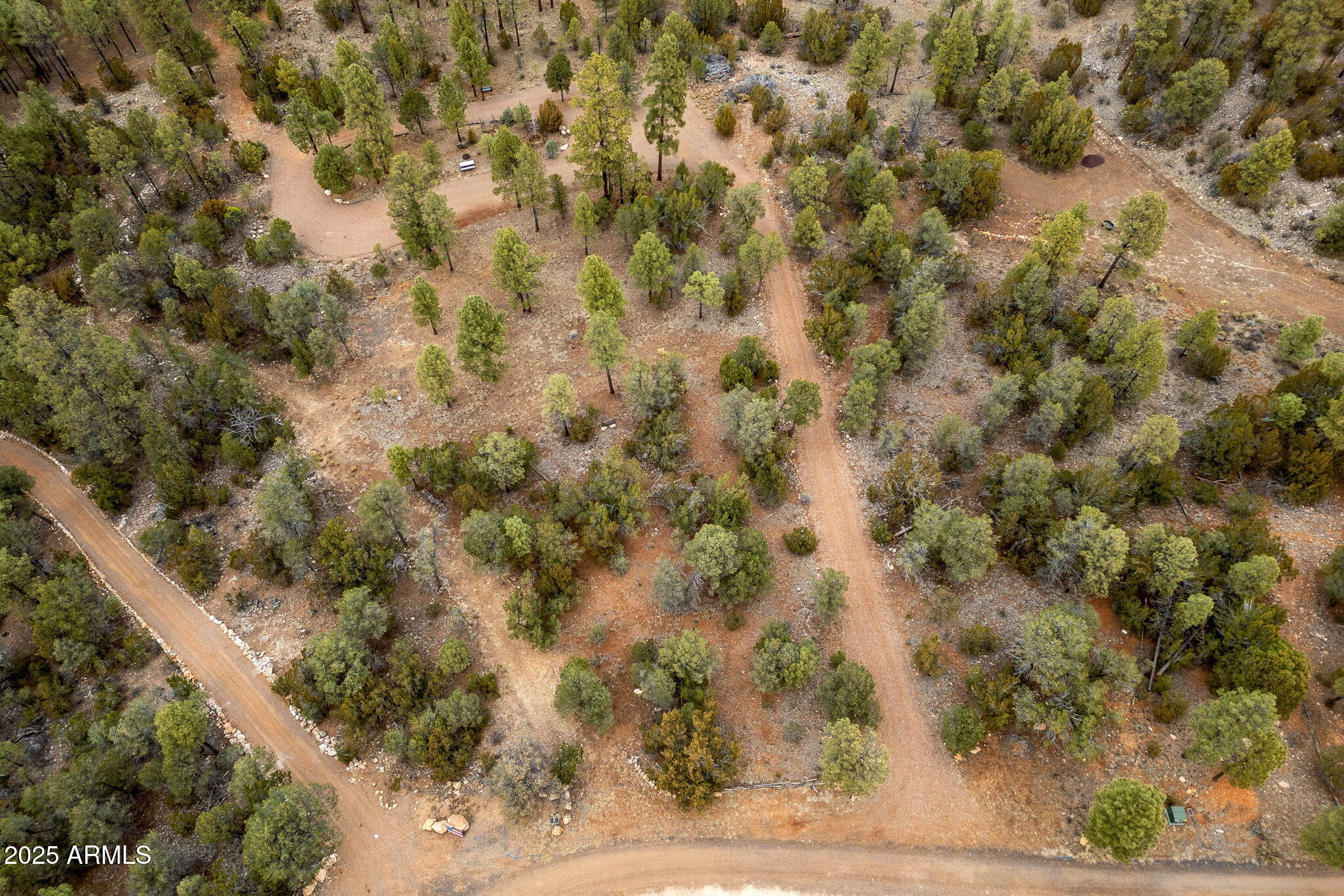 2854 THUNDERBIRD Way -