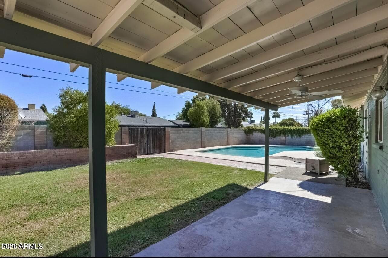 40 E Fairmont Drive