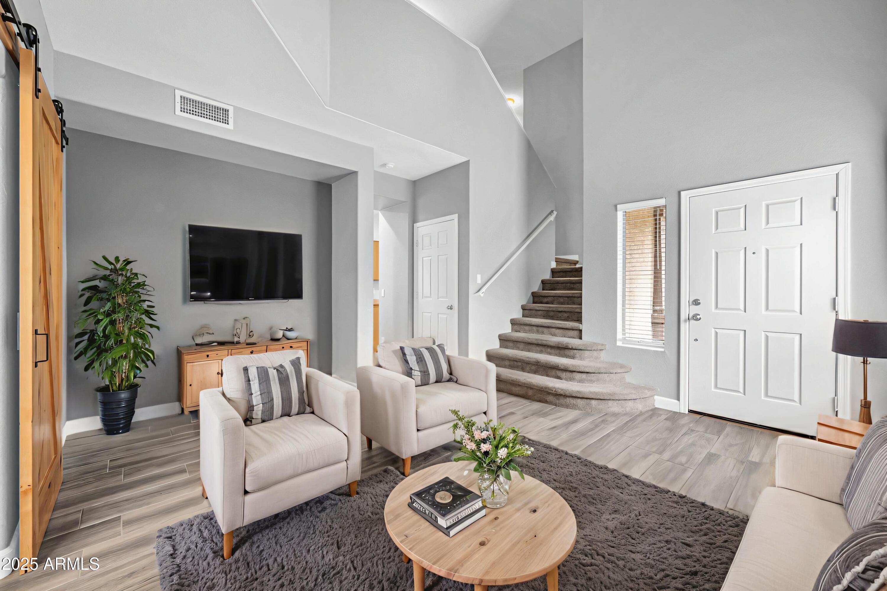 3546 W WEBSTER Court