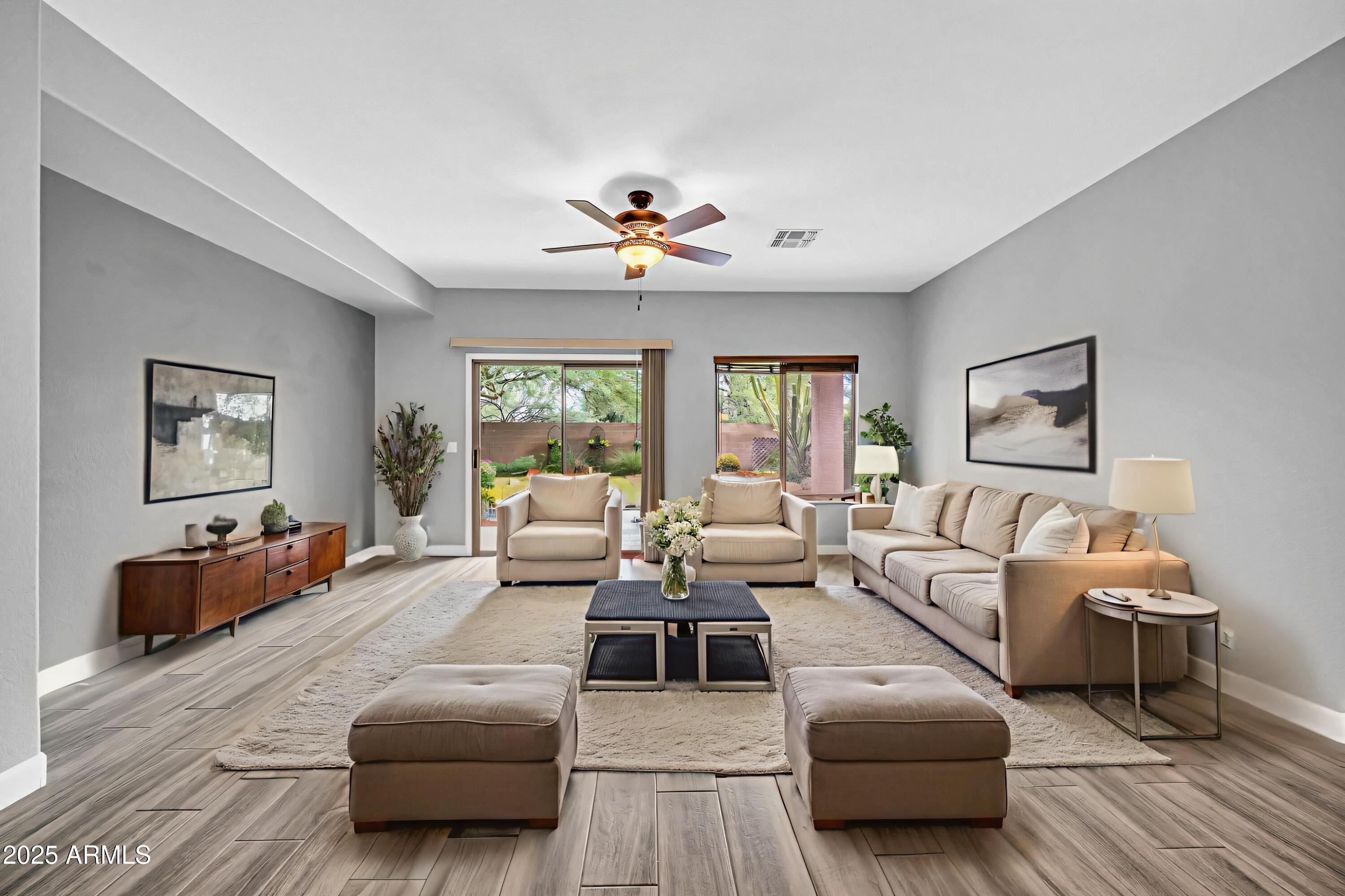 3546 W WEBSTER Court