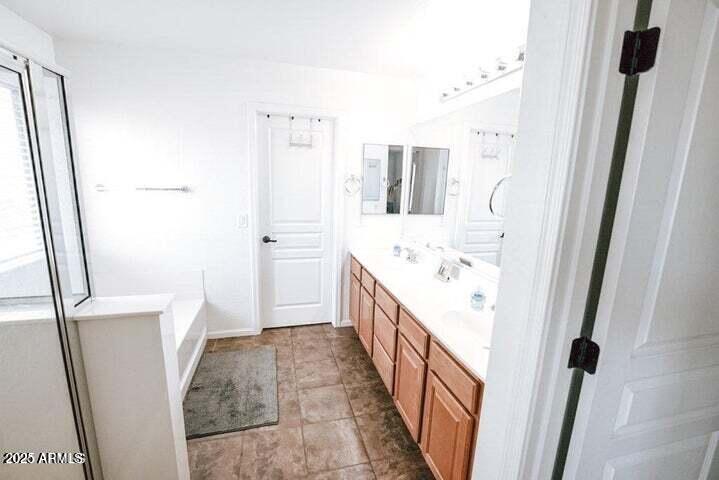 2956 E Franklin Avenue