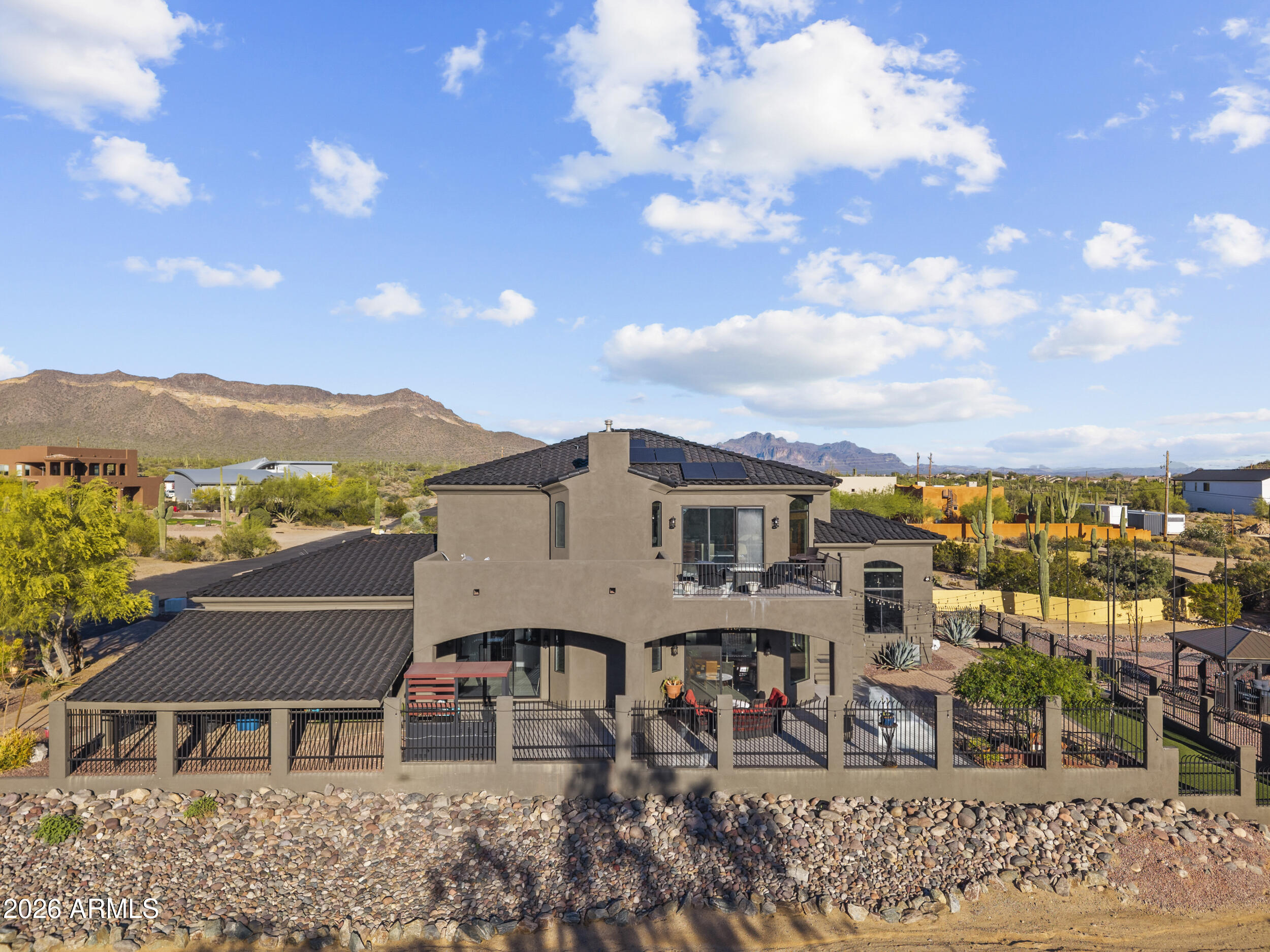 9113 E ODESSA Street