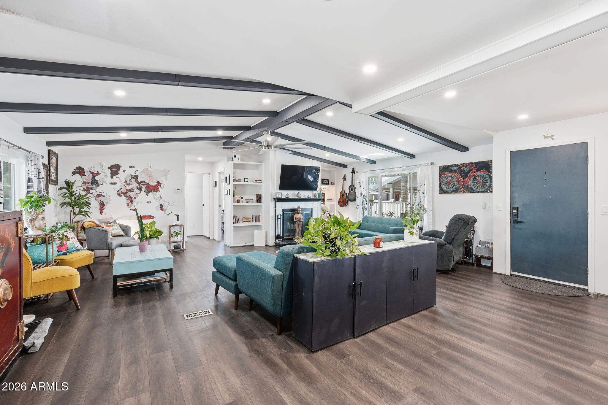 1613 E Villa Rita Drive