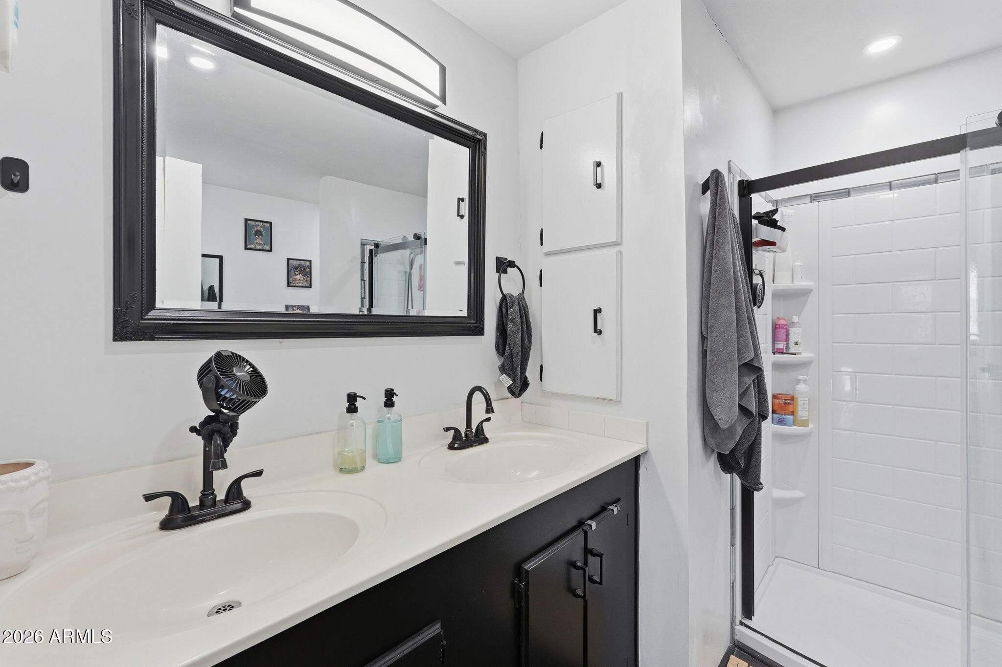 1613 E Villa Rita Drive