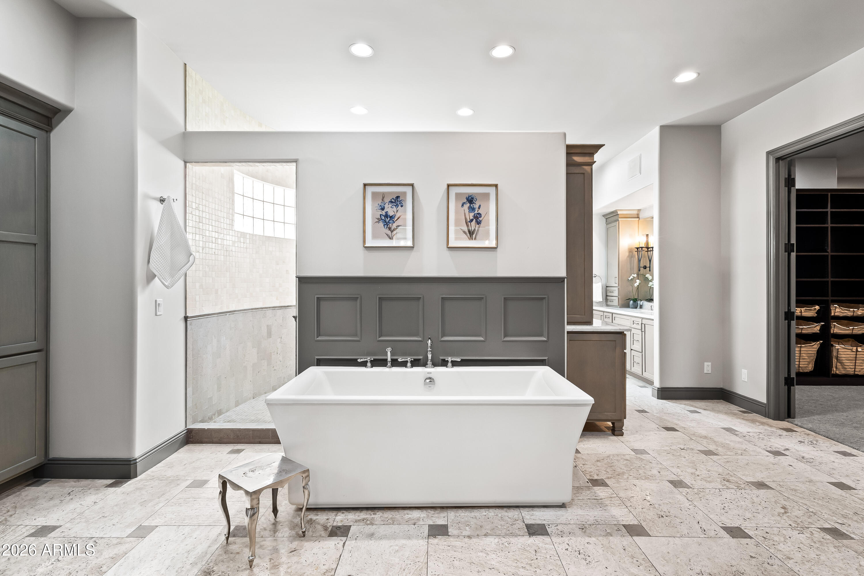 IRONWOOD AT CAMELBACK COUNTRY CLUB - Residential
