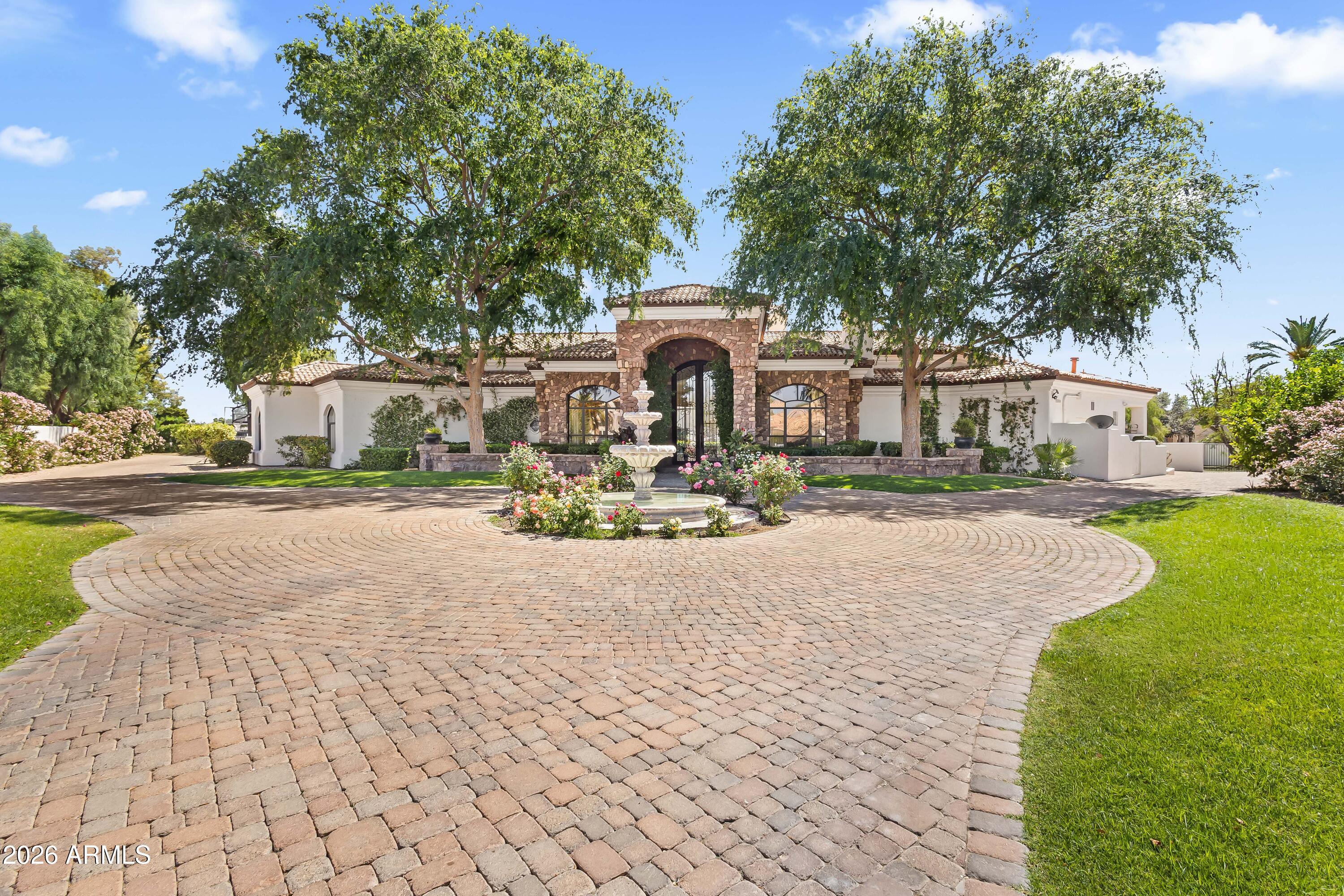 IRONWOOD AT CAMELBACK COUNTRY CLUB - Residential