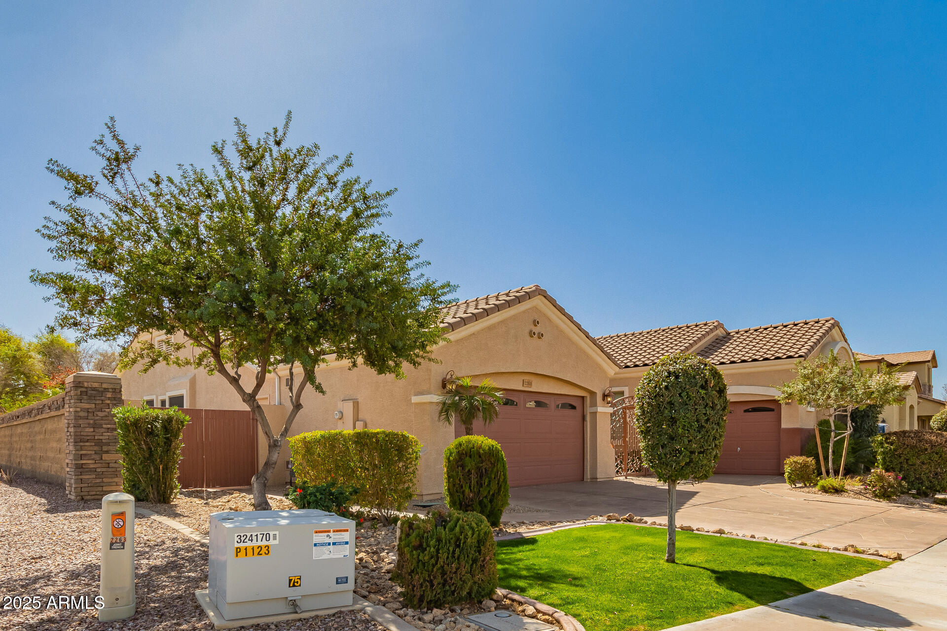 2263 E JADE Court